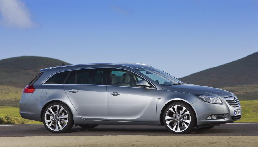  Opel Insignia Sports Tourer 2008 года  (фото 72 из 127)